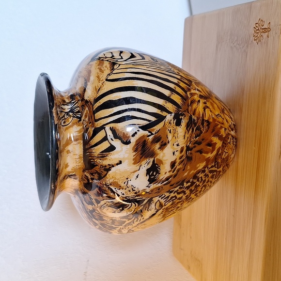 Other - #ADI African animal pottery vase